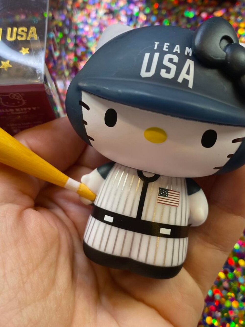 BASEBALL Hello Kitty Tokyo Olympics Mini Figure!